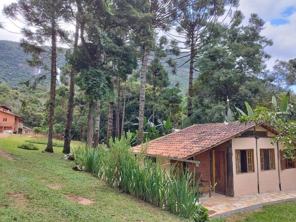 Casa Cacau Boutique B7B Sitio Salamandra Vale do Matutu 1 Easy Resize.com