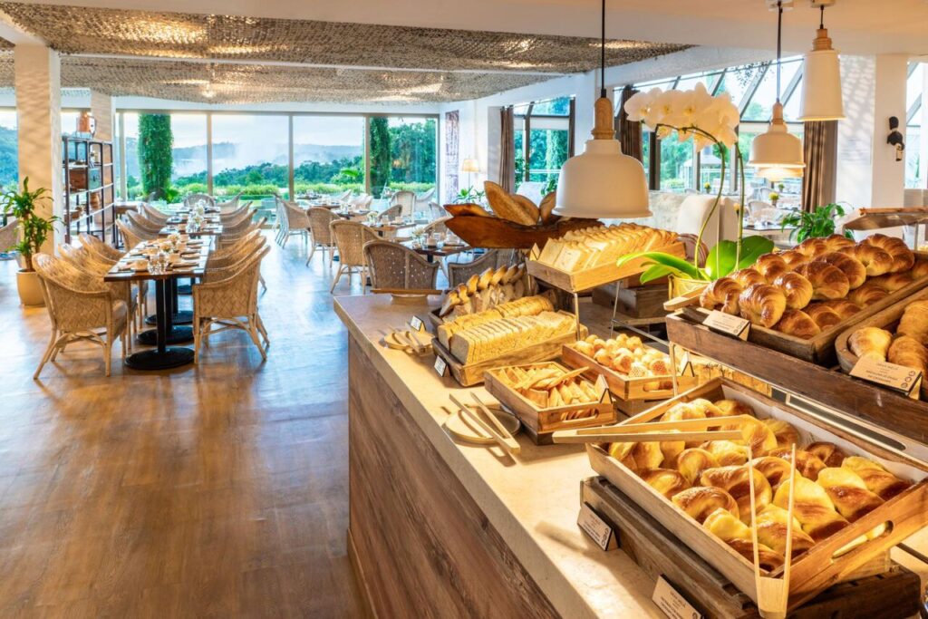 203gGranMeliaIguazu Merkado Restaurant Breakfast Buffet Easy Resize.com
