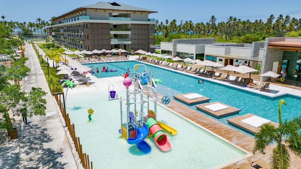 Drone IpiocaBeachResort 001 Easy Resize.com