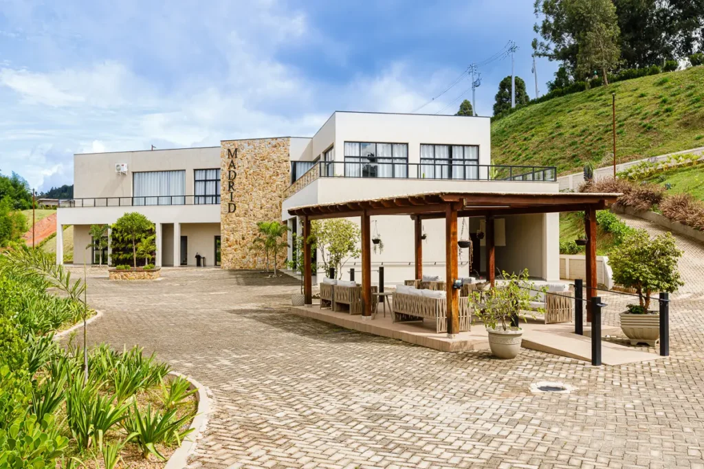 Vila Europeia 2
