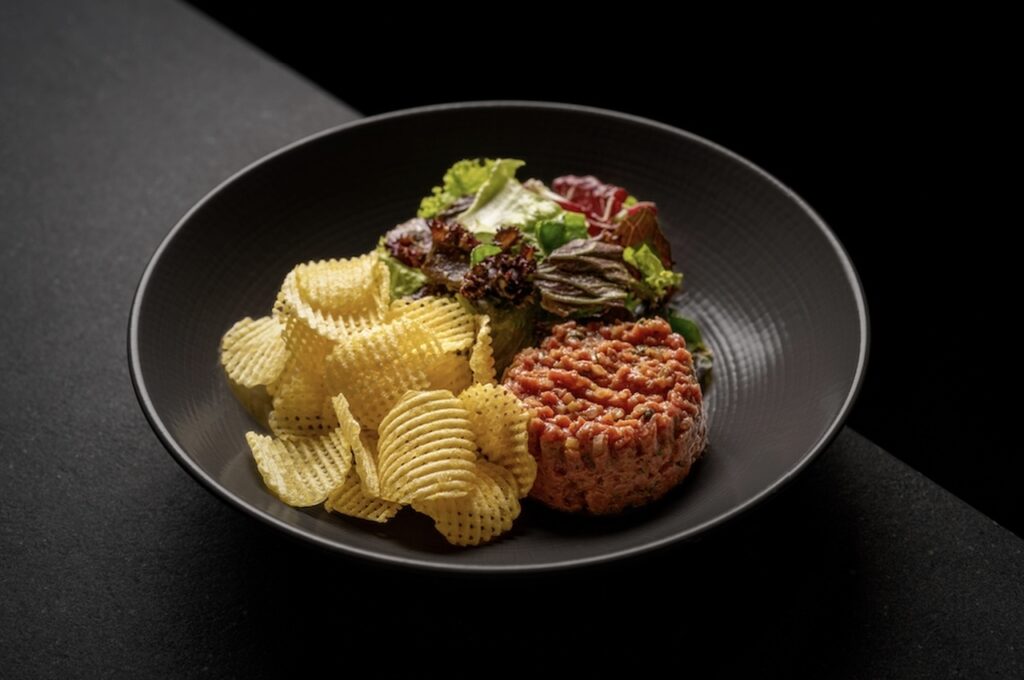 steak tartare Easy Resize.com
