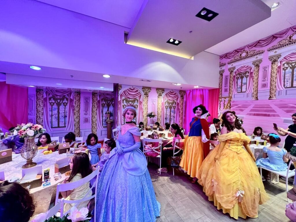 Cha das Princesas West Easy Resize.com