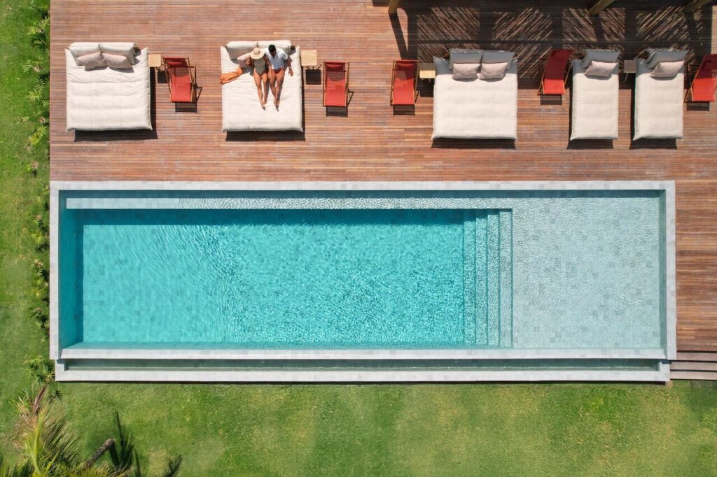 Piscina Easy Resize.com