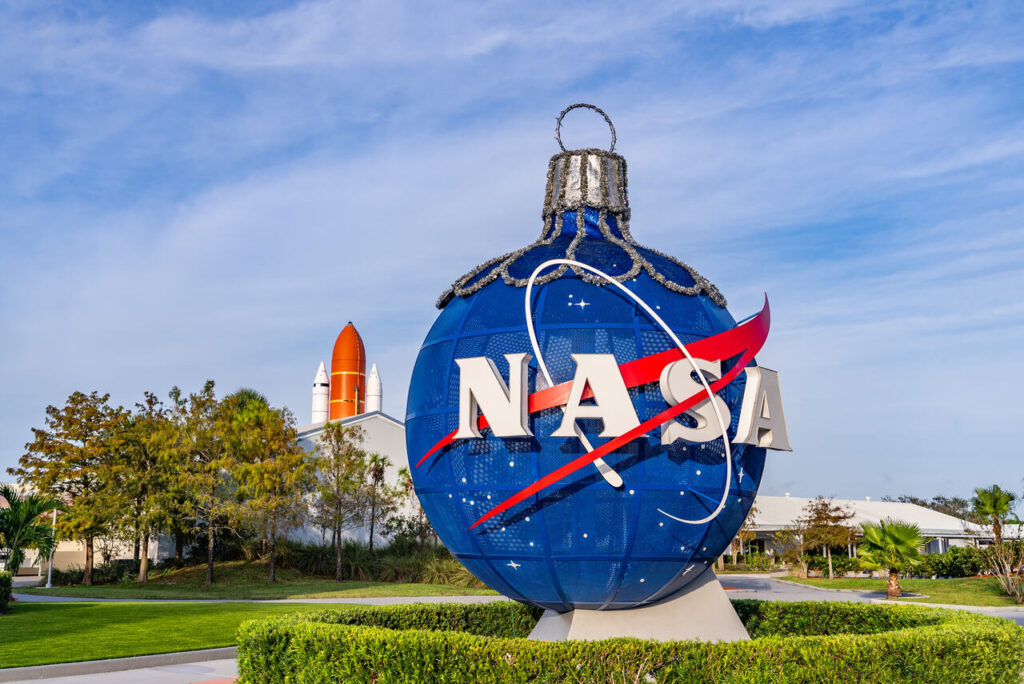 Orlando celebra a temporada de fim de ano com 70 dias de festividades 8 4436 holiday nasa Easy Resize.com