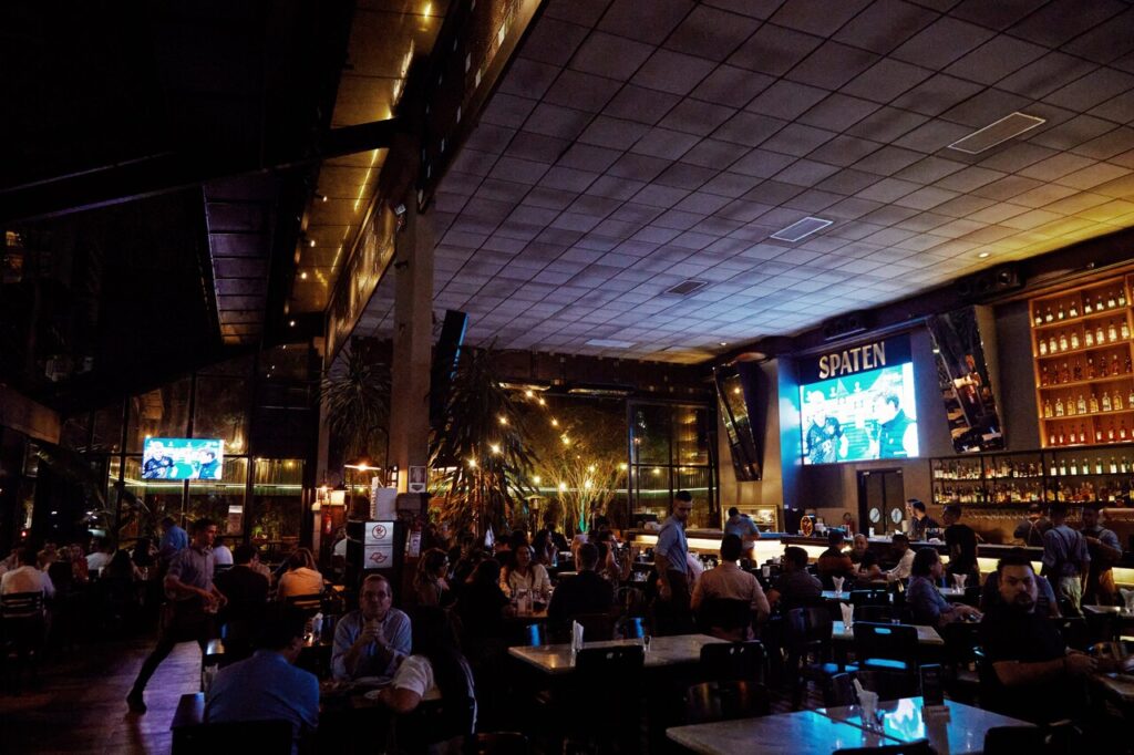 AM5A1842 VSCO Easy Resize.com