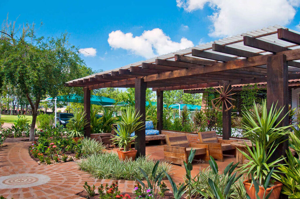 Black Friday: antecipe as reservas para férias de janeiro em Brotas e ganhe uma diária grátis 5 BROTAS ECO Hotel Fazenda GAZEBO Easy Resize.com