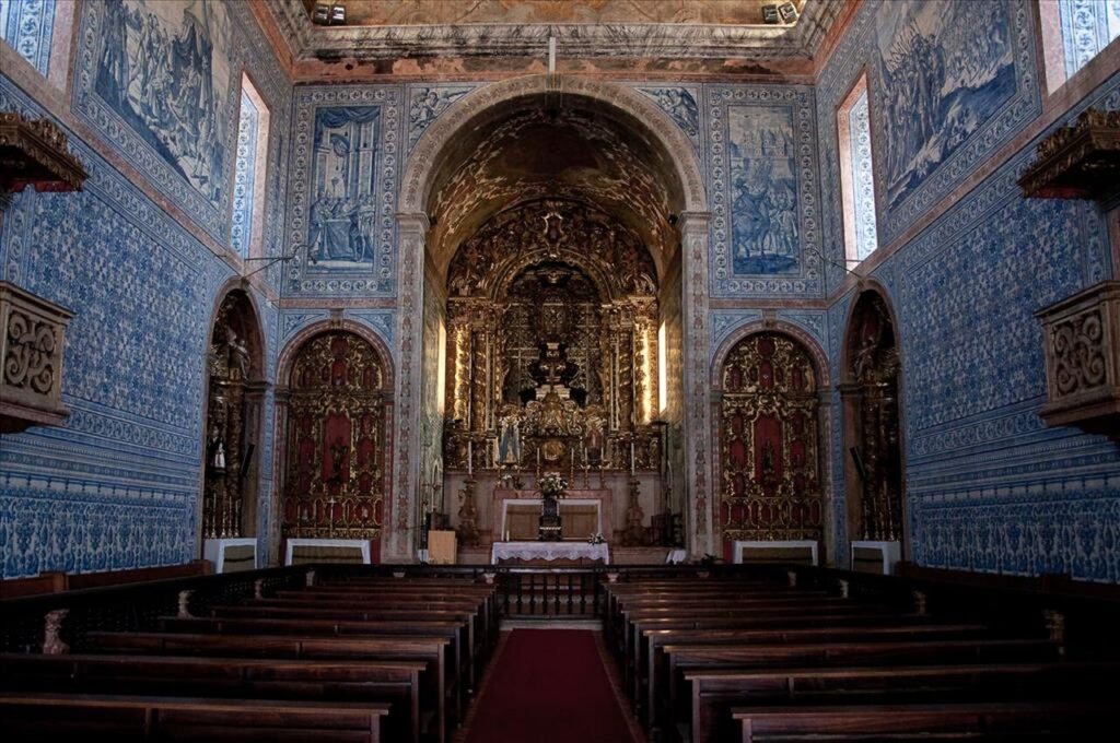 Caminhar pelo Alentejo é o melhor jeito de descobrir a essência da região 9 Basilica Real Castro Verde Turismo do Alentejo Easy Resize.com