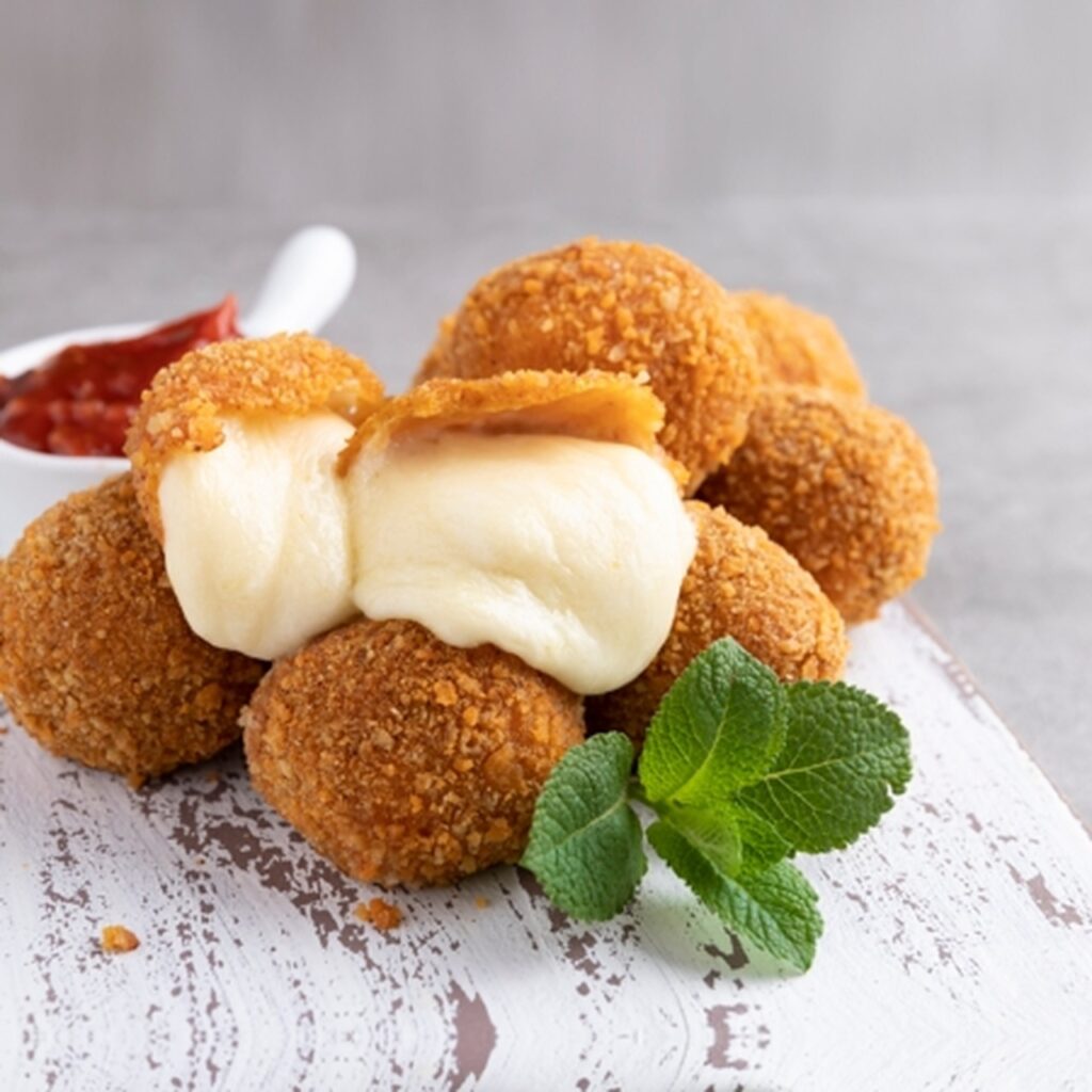 Mococa apresenta aperitivos práticos e saborosos para as festas de fim de ano 2 Bolinha de queijo Easy Resize.com