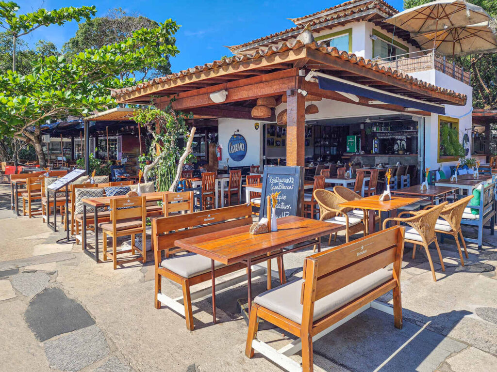 Restaurantes imperdíveis para aproveitar Búzios durante a semana 6 Casablanca Easy Resize.com