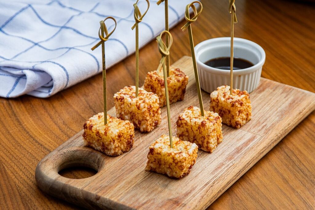 Festival Bom Gourmet estreia em São Paulo com menus completos a preços fixos 13 Dadinho de Tapioca .Maracuja setembro 25 84 b Easy Resize.com