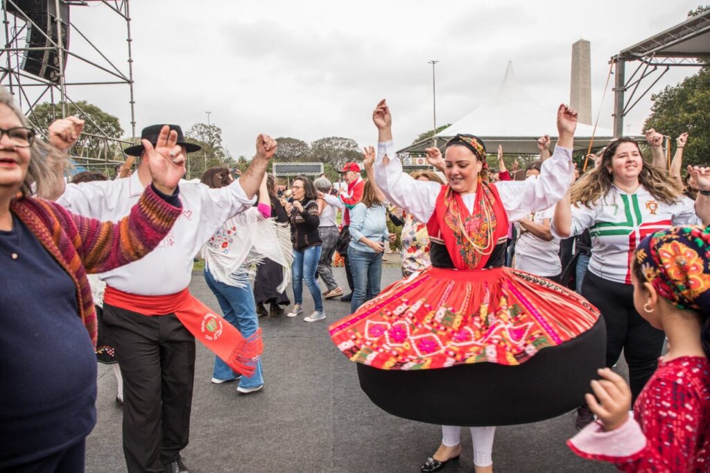 Portugal Fest chega à São Roque com feira gastronômica, espetáculos de dança, shows e muitas atrações típicas 3 Imagem do WhatsApp de 2025 10 02 a s 16.35.07 0963b8d6 Easy Resize.com