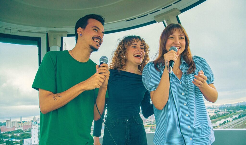 Cabines com karaokê são opção de happy hour intimista na Roda Rico para as confraternizações de fim de ano 3 Imagem release 15 5 Credito Roda Rico Easy Resize.com