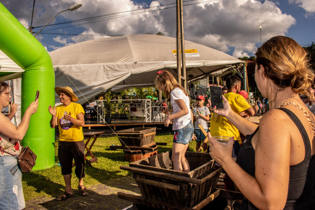 Festa da Uva 2026 celebra os 150 anos da imigração italiana 4 JOGOS COLONIAIS VIVENCIA PARQUE 7 Easy Resize.com