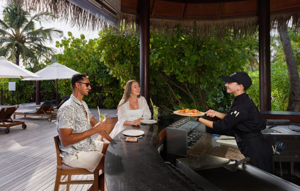 Heritance Aarah: Um refúgio gastronômico e sensorial nas Maldivas 3 Pizza Shack Easy Resize.com