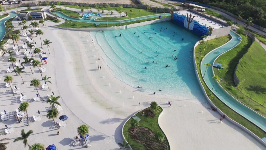 O melhor do litoral paraense: Salinópolis e Aqualand são parada obrigatória na COP30 5 Untitled 1.8.4 piscina de ondas Easy Resize.com