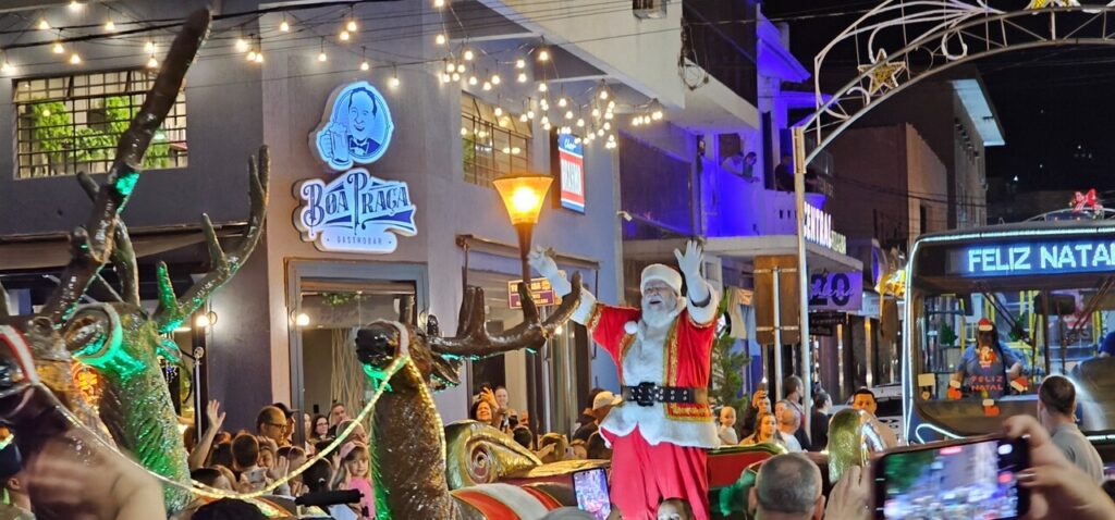 Serra Negra se transforma em um espetáculo de cores e emoções com a abertura do Natal Luzes da Serra 4 WhatsApp Image 2025 11 17 at 14.56.04 Easy Resize.com