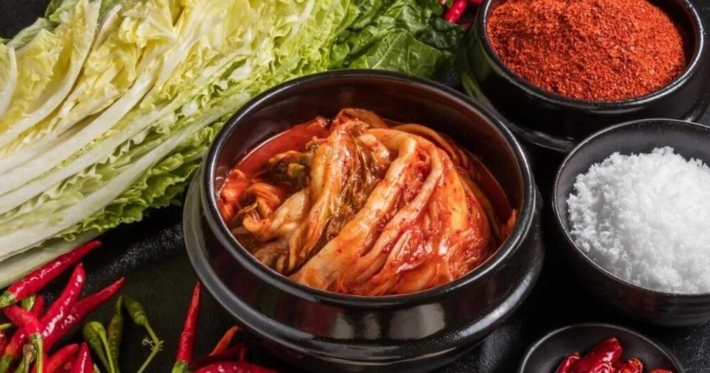 3º Festival do Dia do Kimchi celebra prato tradicional coreano com feira gastronômica, shows de K-Pop e programação cultural recheada de atrações 7 kimchi casero Easy Resize.com