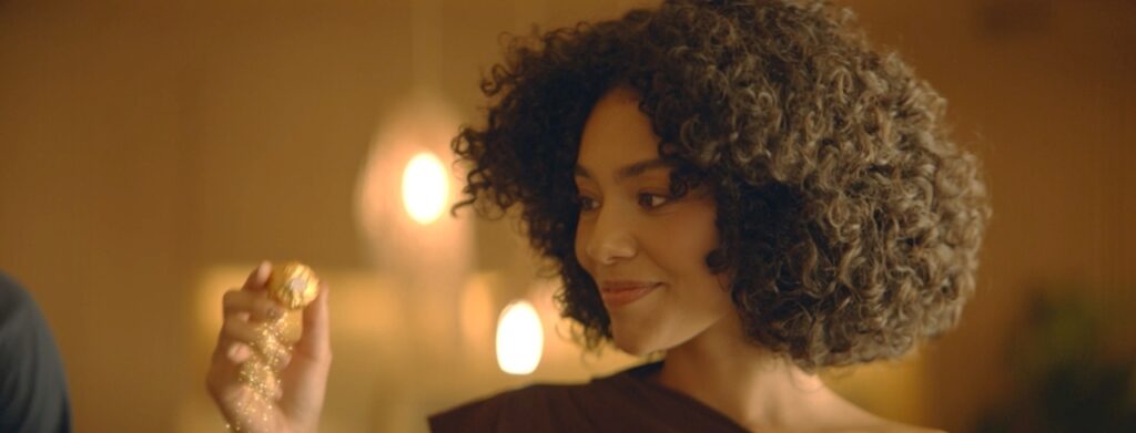 Ferrero Rocher® celebra o Natal com nova campanha produzida no Brasil 2 Imagem2 Easy Resize.com