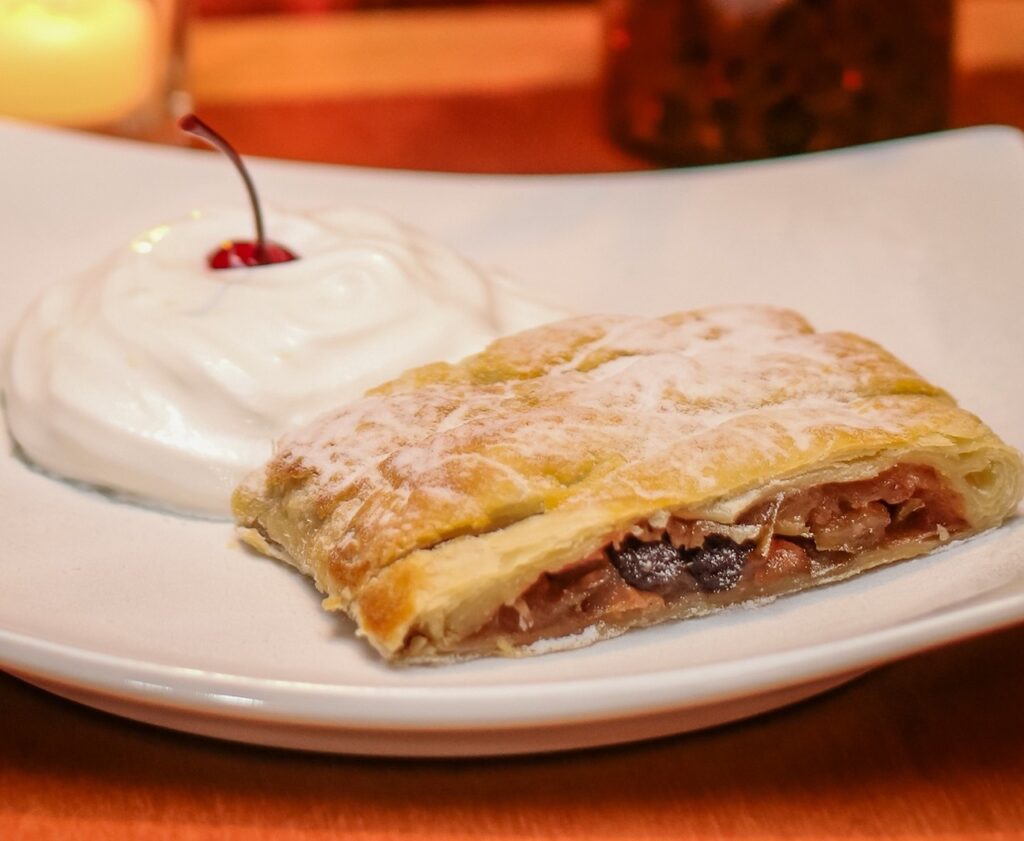 Festival Bom Gourmet SP celebra rota internacional de sabores 3 KOLPING HAUS Apfel Strudel Easy Resize.com