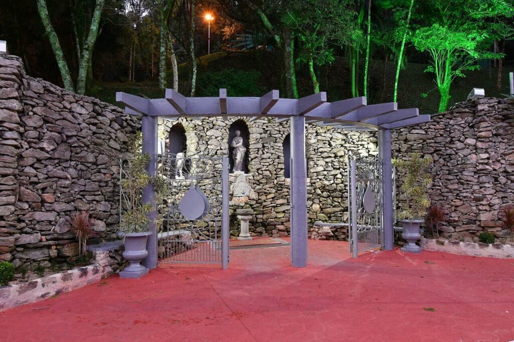 Serra Negra, o charme do interior paulista que virou destino de bem-estar 5 FONTE DOS ITALIANOS Easy Resize.com